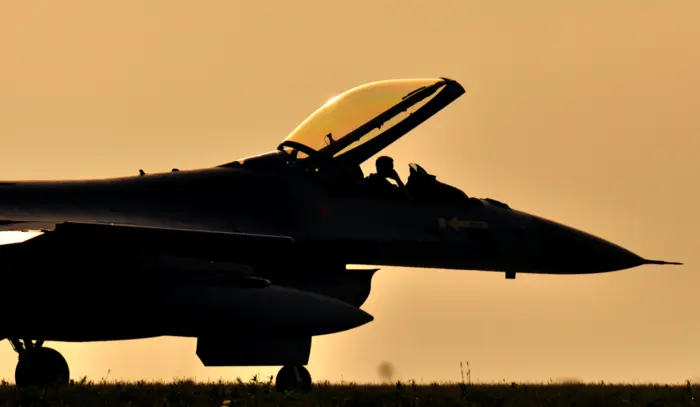 Retiring Military Pilot to Corporate Pilot: A Step-by-Step Plan